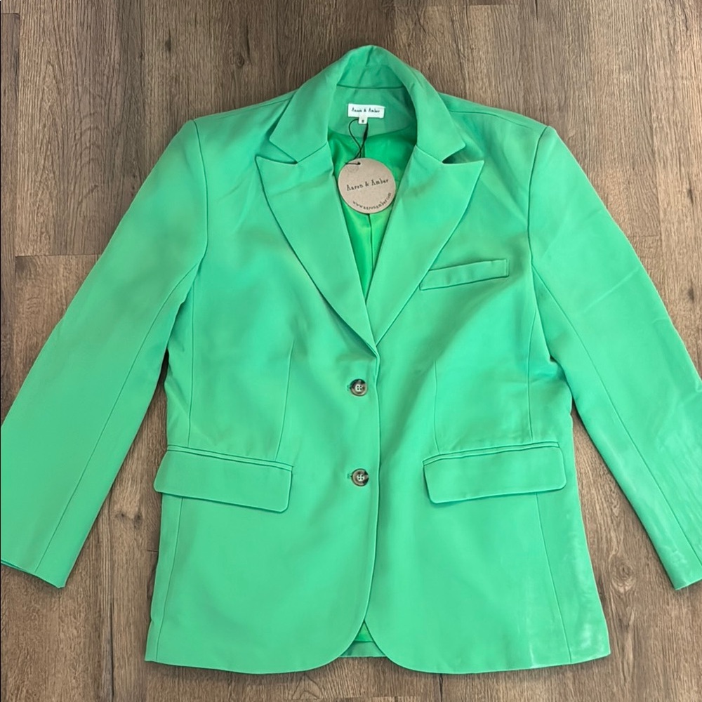 NWT Aaron & Amber Vibrant Green Suit Jacket